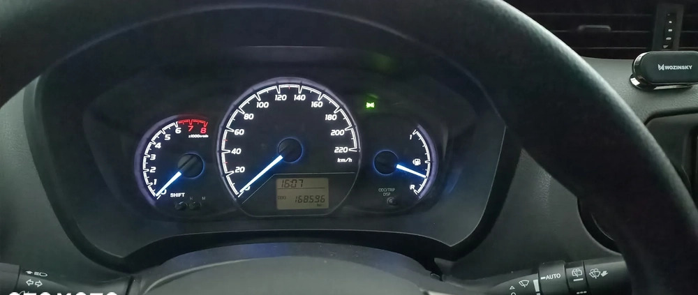 Toyota Yaris cena 43000 przebieg: 168900, rok produkcji 2018 z Józefów małe 232